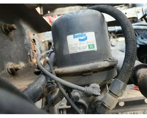Air Dryer International TranStar 8600 Complete Recycling Group LLC
