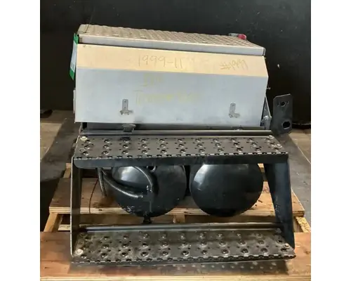 Battery Box INTERNATIONAL TranStar 8600 Geco - Fresno