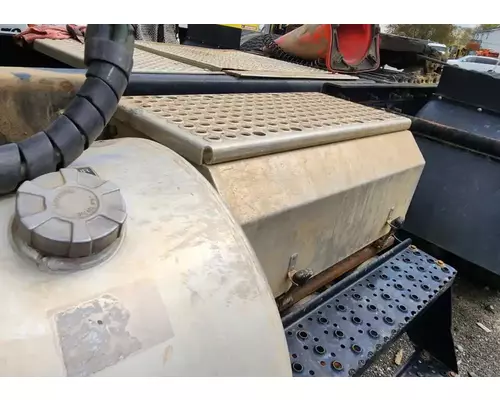 Battery Box International TranStar 8600 Complete Recycling Group LLC