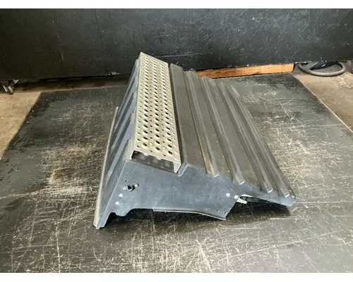 Battery Box INTERNATIONAL TranStar 8600 Geco - Fresno