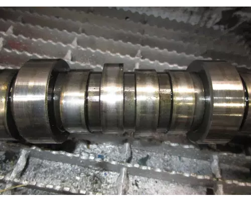 International VT-365 6.0L Camshaft