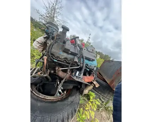 International VT-365 6.0L Engine Assembly