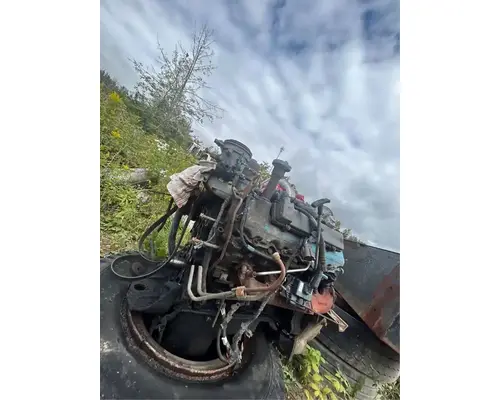 International VT-365 6.0L Engine Assembly