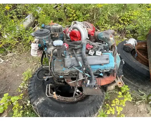 International VT-365 6.0L Engine Assembly