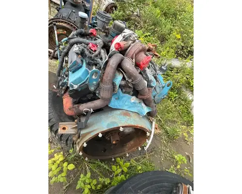 International VT-365 6.0L Engine Assembly