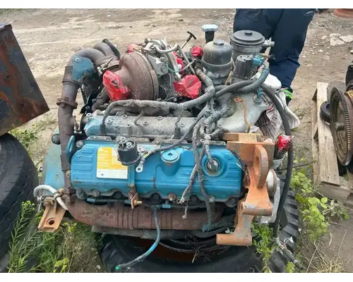 International VT-365 6.0L Engine Assembly
