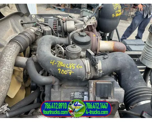 International VT275 Engine Assembly