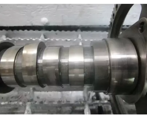 International VT365 Camshaft