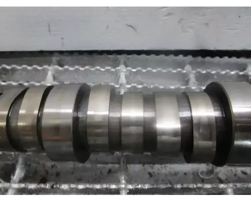 International VT365 Camshaft