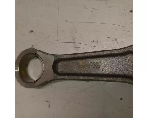 International VT365 Connecting Rod