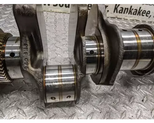 International VT365 Crankshaft