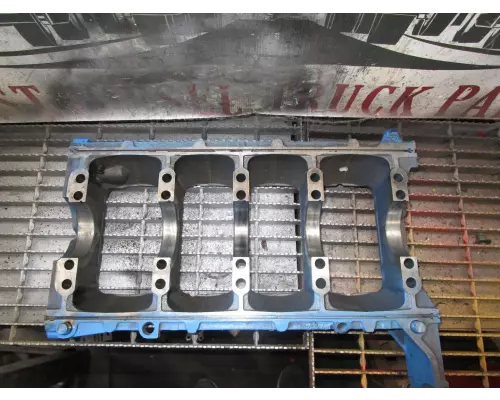 International VT365 Cylinder Block