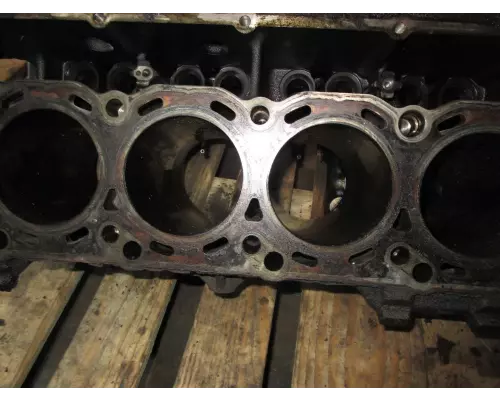 International VT365 Cylinder Block