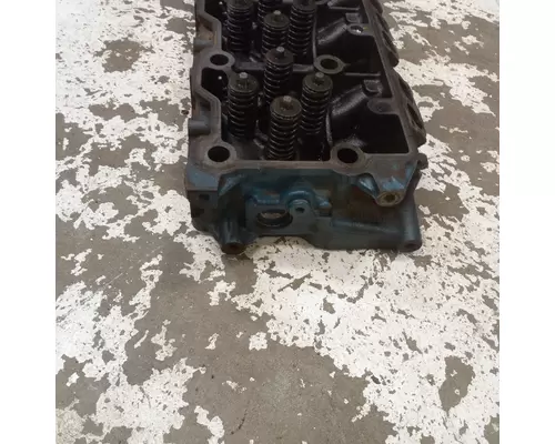 International VT365 Cylinder Head