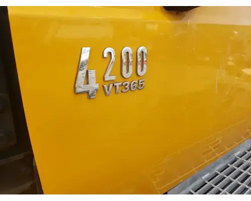 International VT365 Engine Assembly