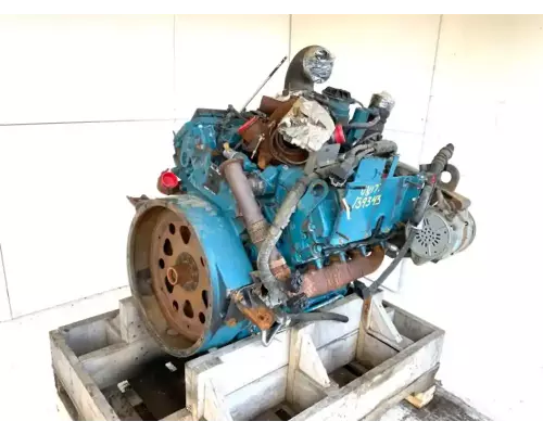 International VT365 Engine Assembly