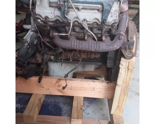 International VT365 Engine Assembly