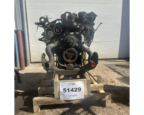 International VT365 Engine Assembly