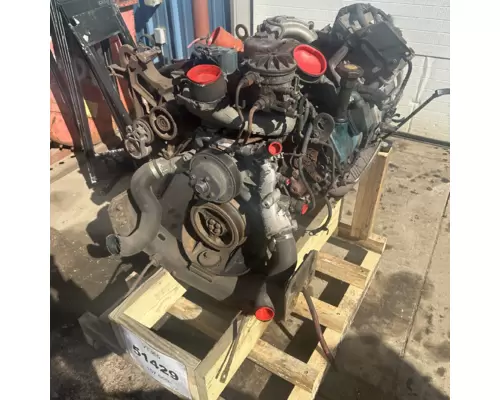 International VT365 Engine Assembly