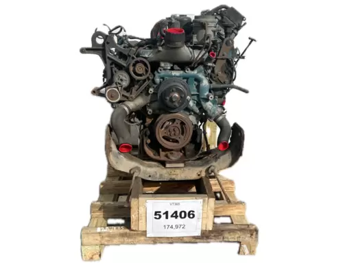 International VT365 Engine Assembly