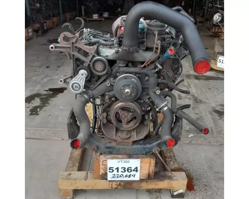 International VT365 Engine Assembly