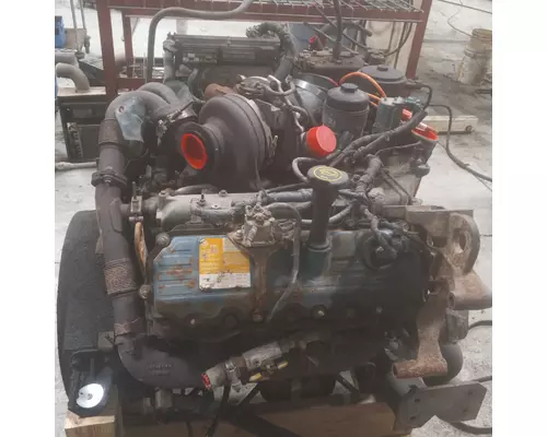 International VT365 Engine Assembly