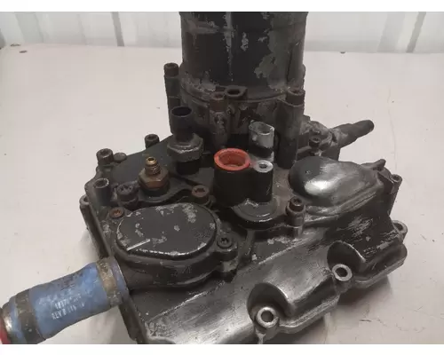 International VT365 Engine Oil Cooler