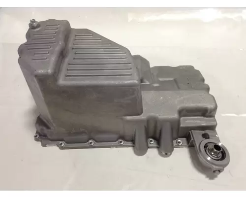 International VT365 Engine Oil Pan