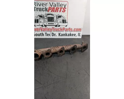 International VT365 Exhaust Manifold