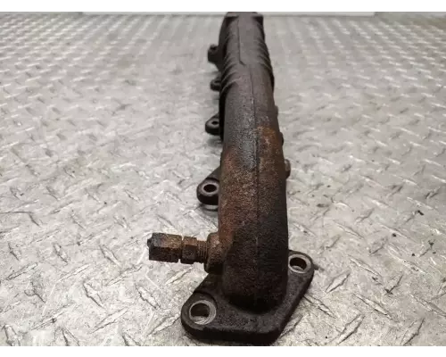 International VT365 Exhaust Manifold