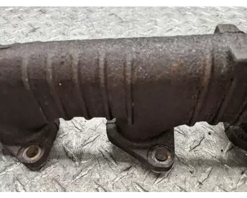 International VT365 Exhaust Manifold