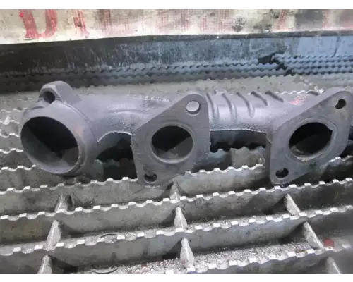 International VT365 Exhaust Manifold