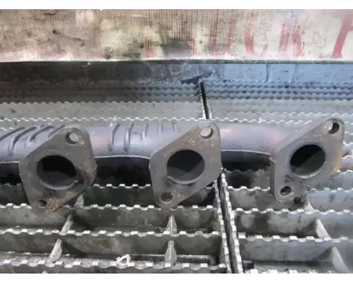 International VT365 Exhaust Manifold