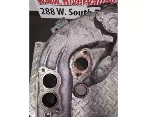 International VT365 Intake Manifold