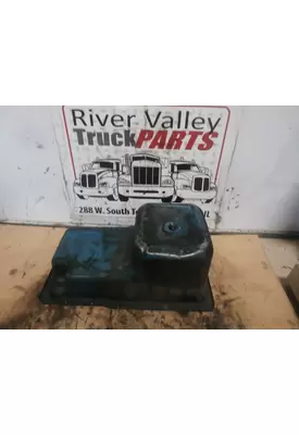 International VT365 Oil Pan