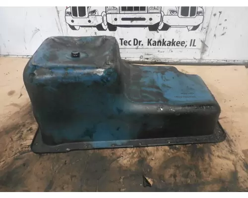 International VT365 Oil Pan