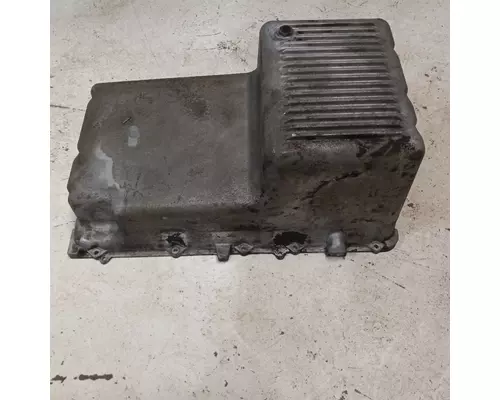 International VT365 Oil Pan