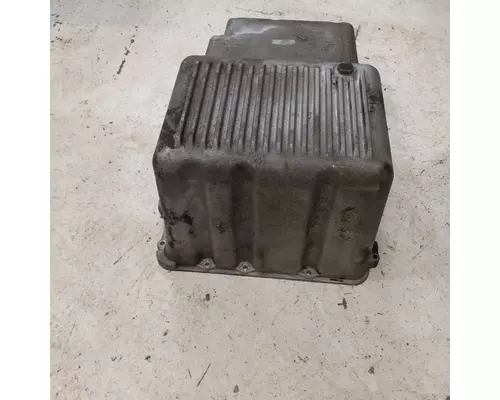 International VT365 Oil Pan
