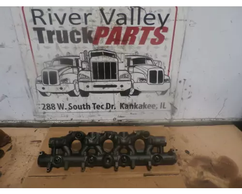 International VT365 Oil Pump