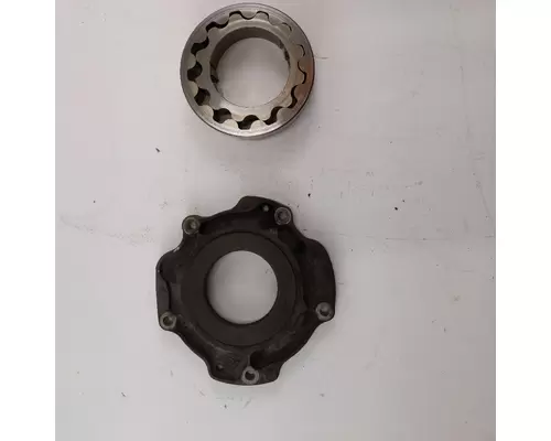 International VT365 Oil Pump