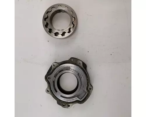 International VT365 Oil Pump