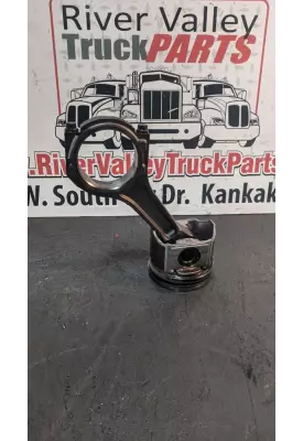 International VT365 Piston