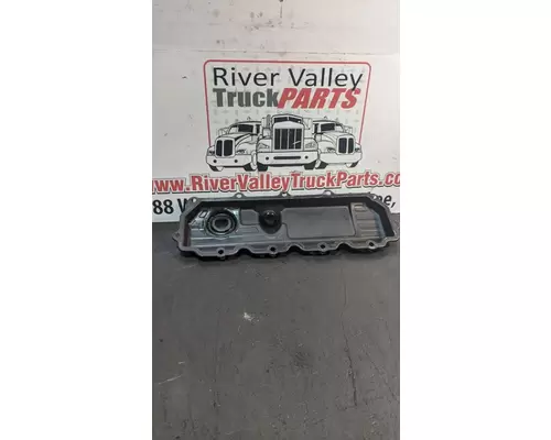 International VT365 Valve Cover