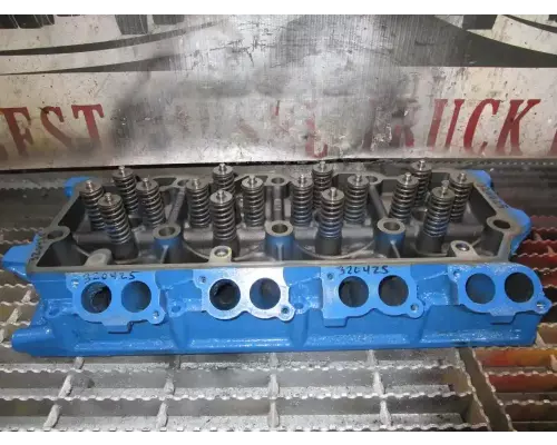 Cylinder Head International VT365 Machinery And Truck Parts