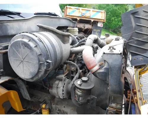 Engine Assembly INTERNATIONAL VT365 Dutchers Inc   Heavy Truck Div  Ny
