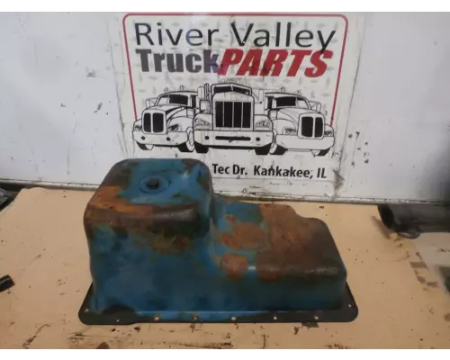 Oil Pan International VT365 River Valley Truck Parts