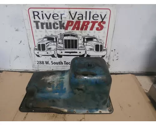 Oil Pan International VT365 River Valley Truck Parts