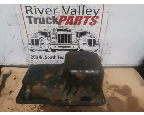 Oil Pan International VT365 River Valley Truck Parts