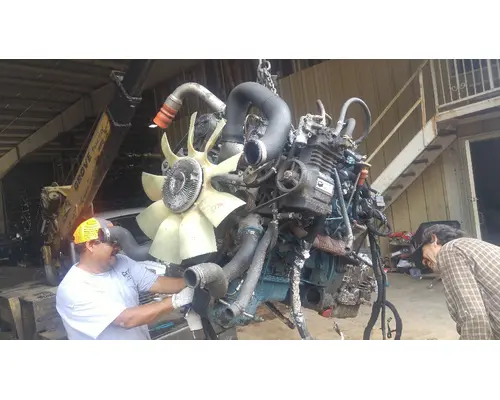 Turbocharger / Supercharger INTERNATIONAL VT365 Crest Truck Parts