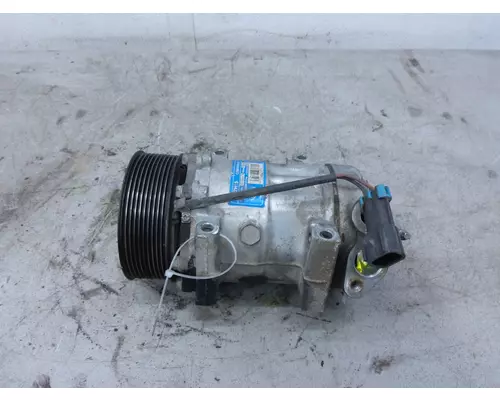 International WORKSTAR Air Conditioner Compressor